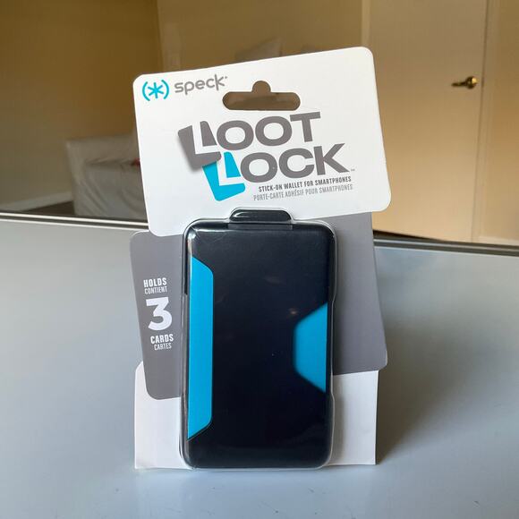 Speck LootLock - Business card case for 3 credit cards - polycarbonate - black - Picture 1 of 7
